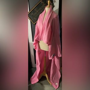 Snuggie original pink new (tub # 8)